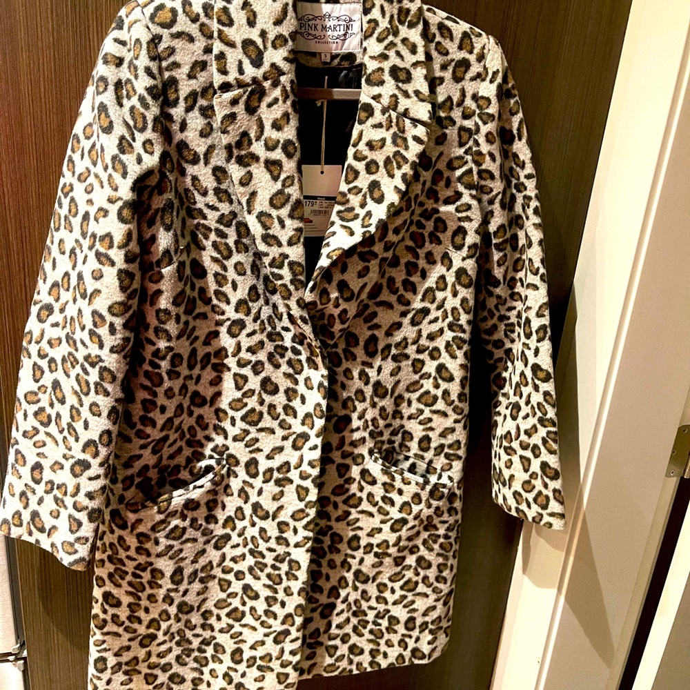 Light grey leopard coat